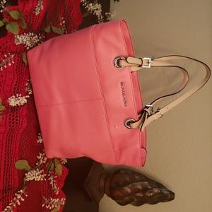 MICHAEL KORS GENUINE LEATHER HANDBAG BRAND NEW
